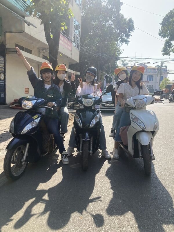 Thuê xe máy giá bao nhiêu