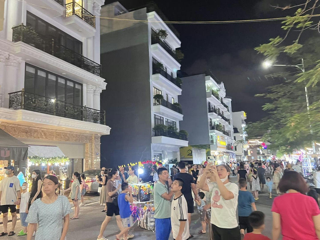 Phố đi bộ Hải Phòng